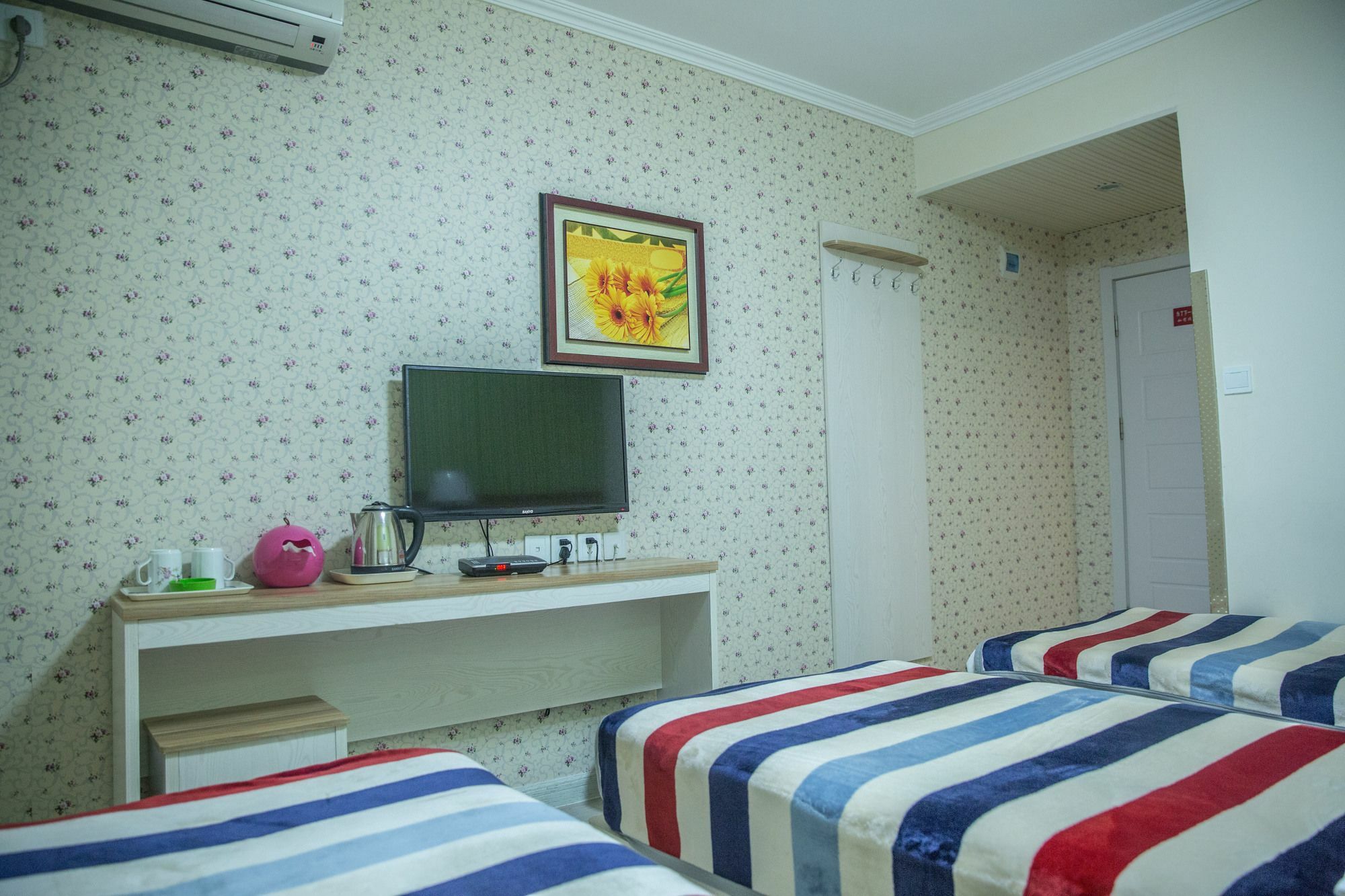 Qingdao Haibianke Hostel Buitenkant foto